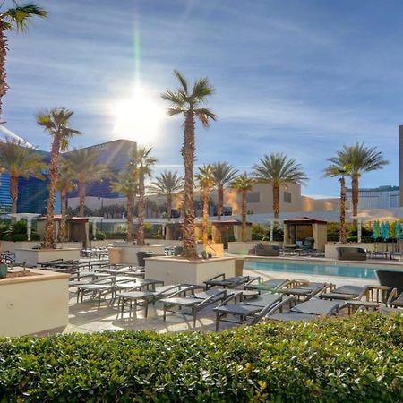 Mgm Signature-33-711 F1 Track & Strip View Balcony Las Vegas Buitenkant foto