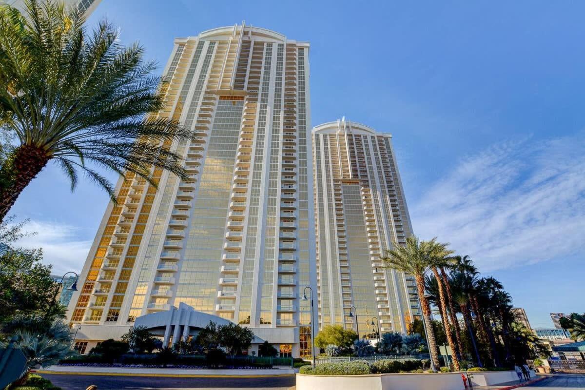 Mgm Signature-33-711 F1 Track & Strip View Balcony Las Vegas Buitenkant foto