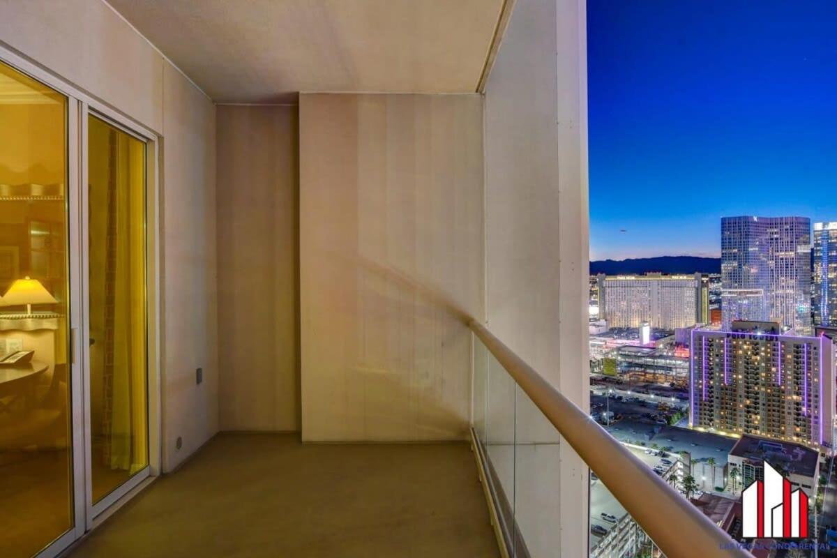 Mgm Signature-33-711 F1 Track & Strip View Balcony Las Vegas Buitenkant foto