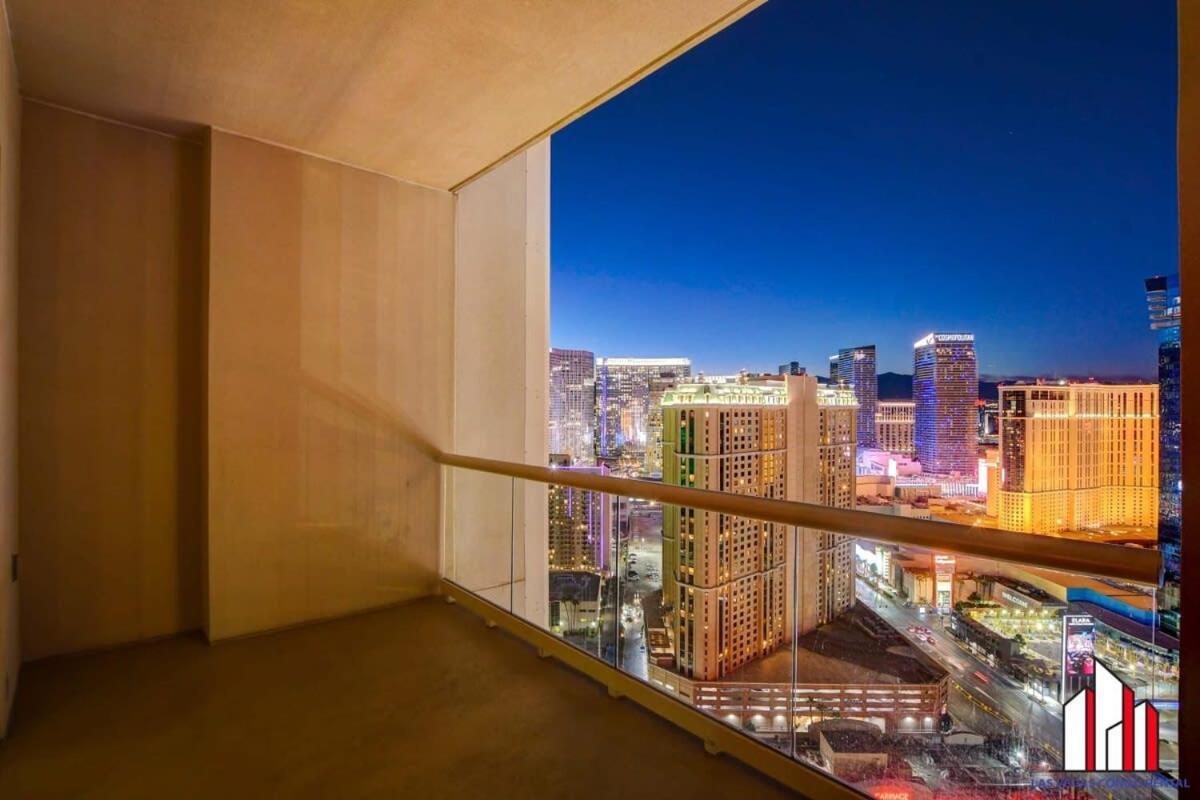 Mgm Signature-33-711 F1 Track & Strip View Balcony Las Vegas Buitenkant foto